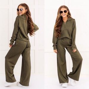 SPANX NWT AirEssentials Black Gold Shimmer Set XS/S